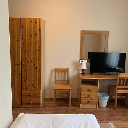Anna Panzio Hotel Dunavarsány Eksteriør billede