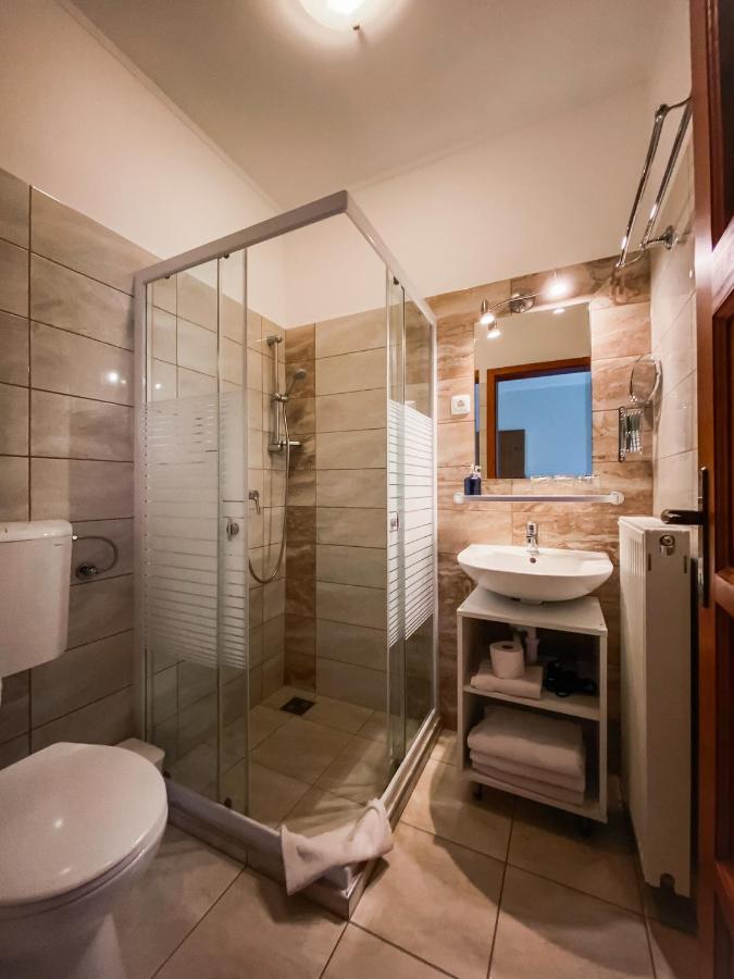 Anna Panzio Hotel Dunavarsány Eksteriør billede