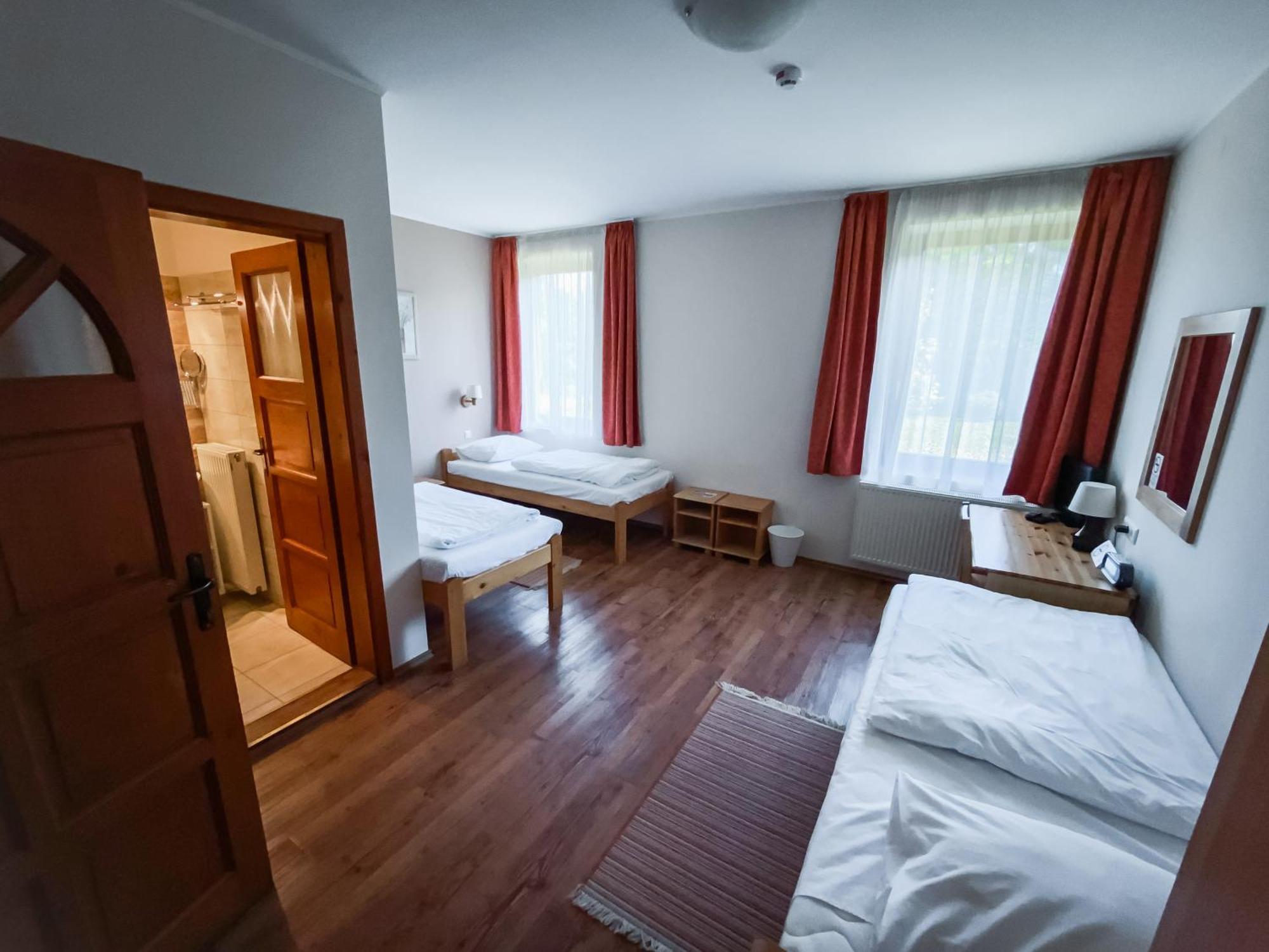 Anna Panzio Hotel Dunavarsány Eksteriør billede