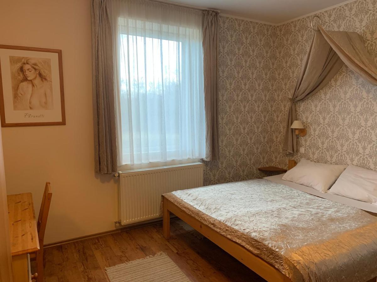 Anna Panzio Hotel Dunavarsány Eksteriør billede